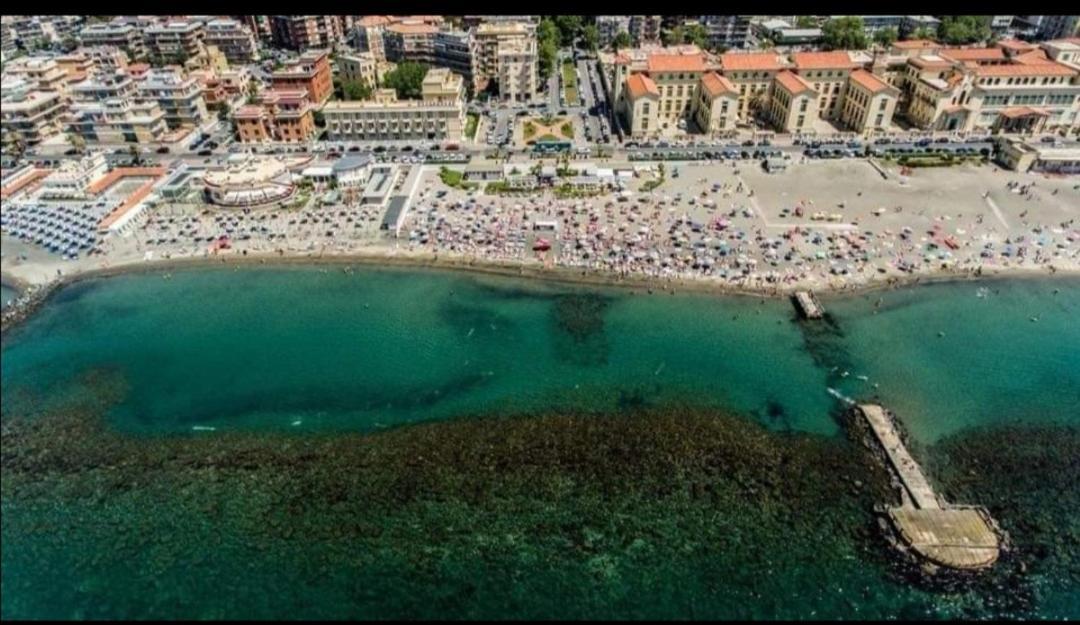 Il Pirata Innamorato Lido di Ostia Exterior foto